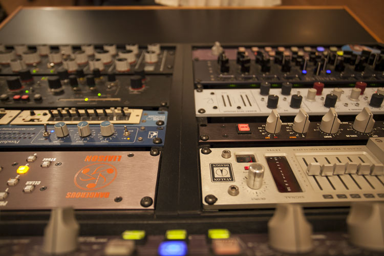 Close-Up of the mixer from Heba Kadry